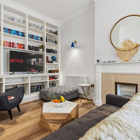 Parea Living - South Kensington, Elegant 1-Bedroom Flat, Wfh Desk London Bagian luar foto