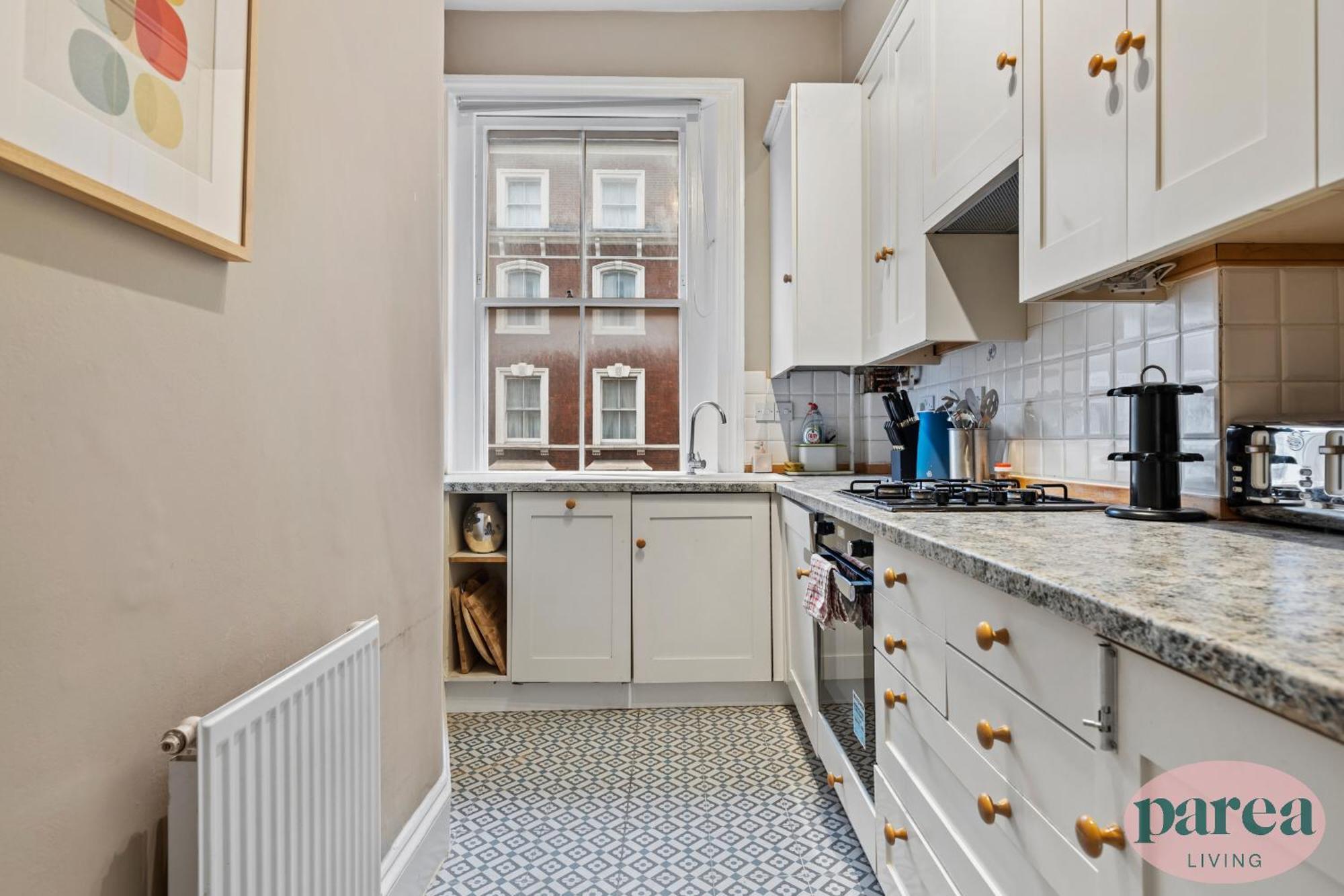 Parea Living - South Kensington, Elegant 1-Bedroom Flat, Wfh Desk London Bagian luar foto